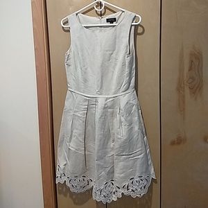 Tan dress - with POCKETS!!